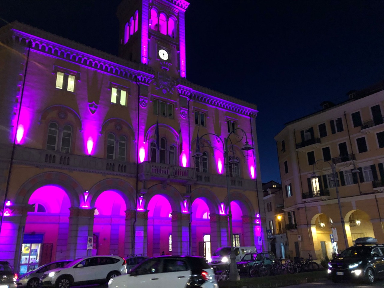 Palazzi imperiesi si colorano per la giornata mondiale dei nati prematuri