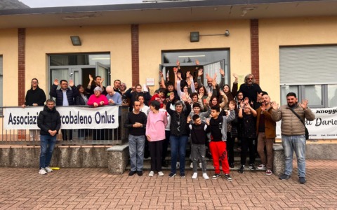 Per sostenere Casa di Dario i Sulutumana salgono sul palco dell’Excelsior