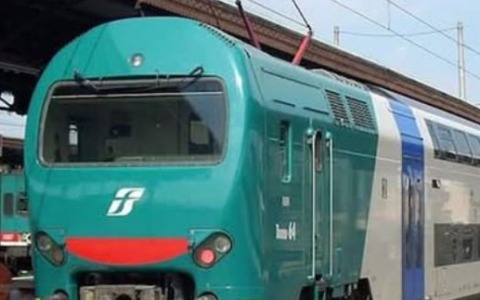 Persona investita lungo la linea ferroviaria Roma-Cassino