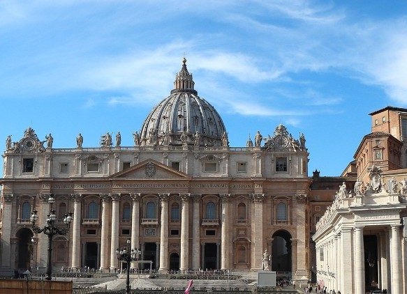 Presunti insulti a donne ebree, sotto indagini una Guardia Svizzera