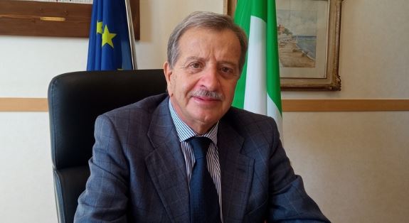Sciolto il consiglio comunale, sfiduciato il Sindaco Pietro Tidei