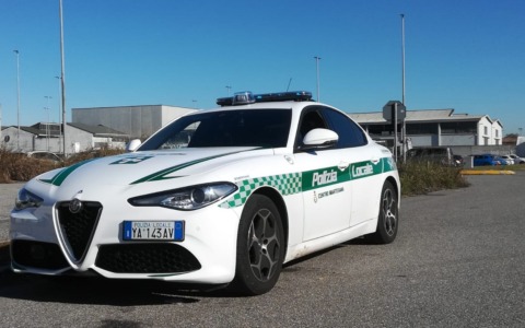 Scontro tra due auto: denunciato uno dei due conducenti perché positivo all’alcoltest