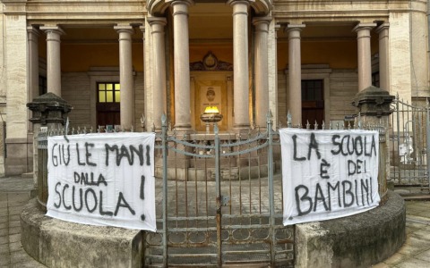 Sestri Levante, opposizione compatta al corteo contro il dimensionamento scolastico