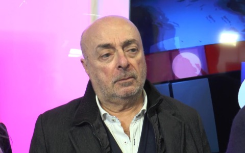 “A tutto gas”, spettacolo che si svolgerà sabato 22 novembre al teatro Betti di Casalecchio