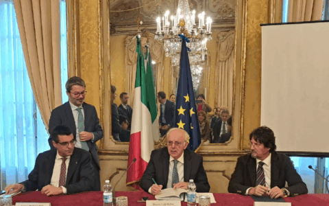 Sottoscritto il nuovo Protocollo per la protezione e l’assistenza delle vittime di tratta degli esseri umani e di sfruttamento lavorativo