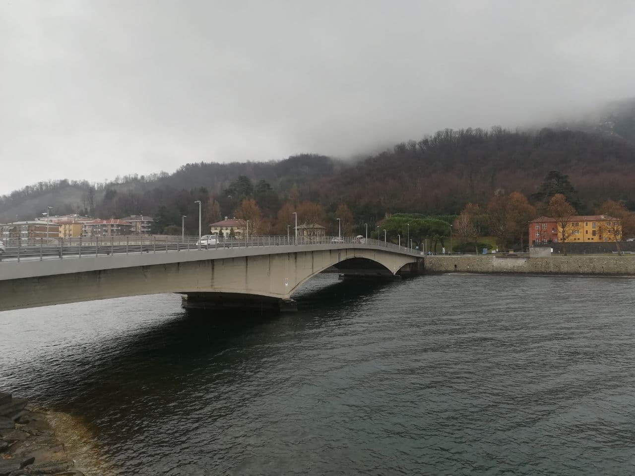 Teleriscaldamento: il ponte Kennedy si “stringe” a due corsie fino al 31 gennaio