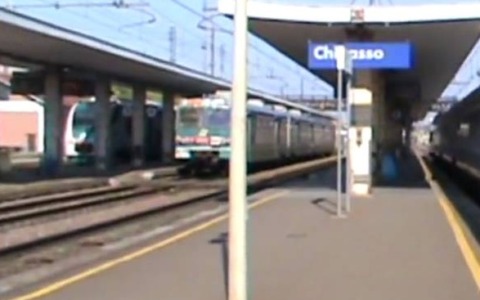 Torino-Milano, pendolari esasperati: treno rimasto fermo 20 minuti a Chivasso