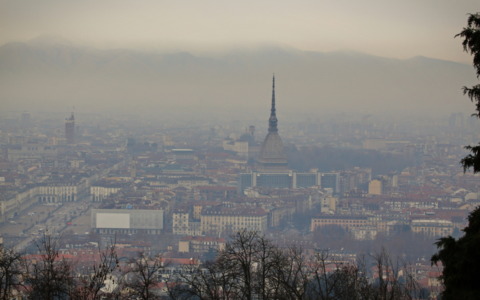 Troppo smog, scatta da oggi il semaforo arancione