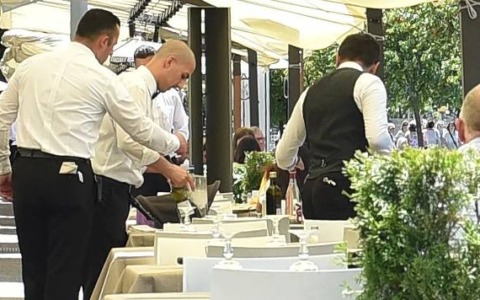 Un patto per il lavoro nel settore del turismo per trasformare la precarietà in stabilità