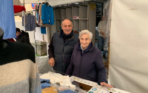 Una vita dietro al banco del mercato: Rosetta va “in pensione” a 96 anni