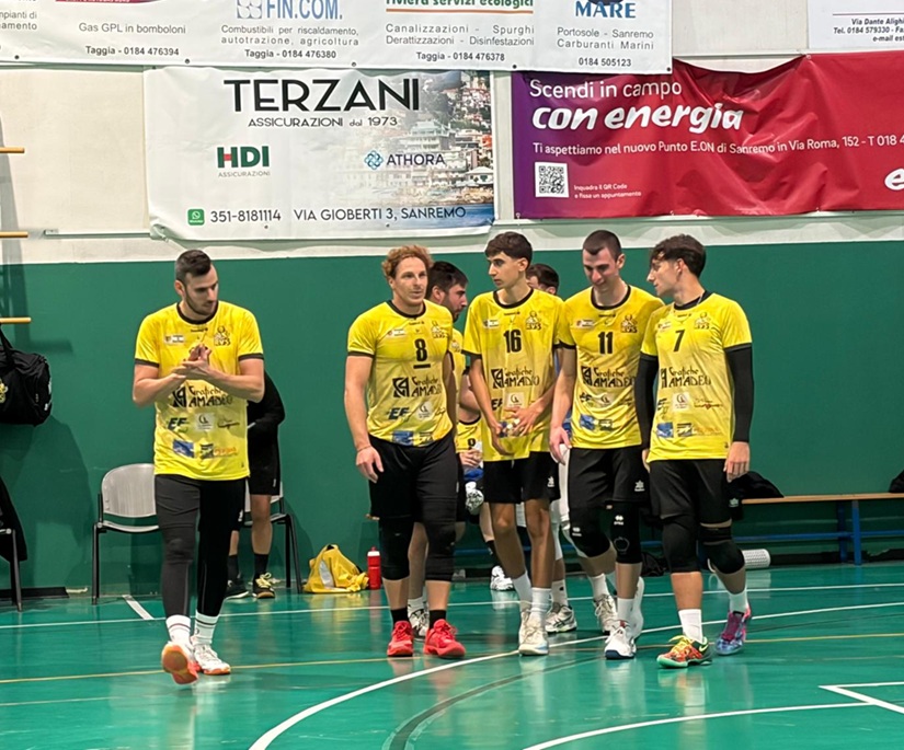 Volley: Grafiche Amadeo sfida il Colombo PSA, domenica il big match a villa Citera