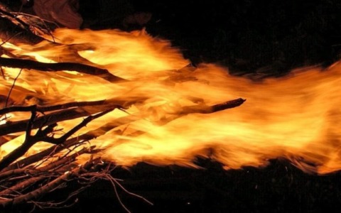 A Germignaga si rinnova la tradizione con il falò del “Vècc