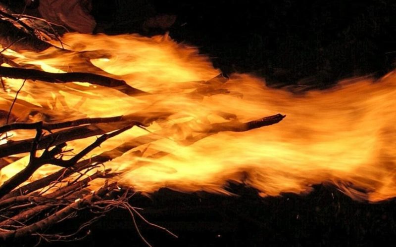 A Germignaga si rinnova la tradizione con il falò del “Vècc