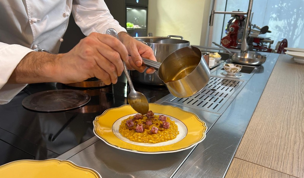 A Natale risotto giallo con salame dell’Oltrepò Pavese: i suggerimenti dello chef “stellato” Alessandro Negrini