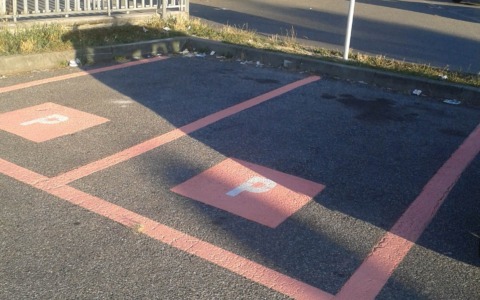 Anche a Bareggio arrivano i parcheggi rosa
