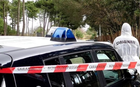 Anziana trovata morta in casa: è giallo a Muggiò