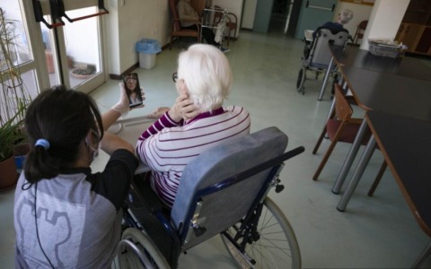 Approvata in Piemonte la legge che valorizza tutori volontari e amministratori di sostegno