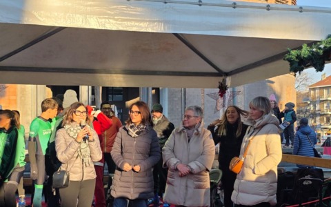 Apre la pista di pattinaggio in piazza Campidoglio