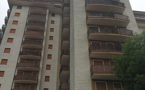 “Basta con il cemento a San Pietro”