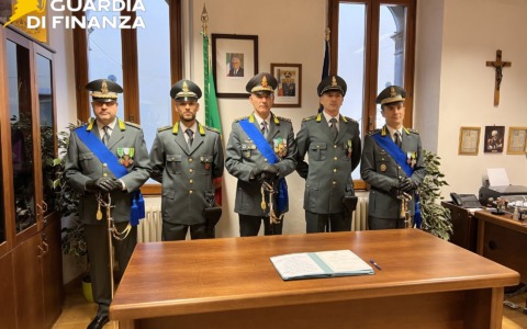 Belluno, tre nuovi vicebrigadieri della Guardia di Finanza giurano fedeltà alla Repubblica