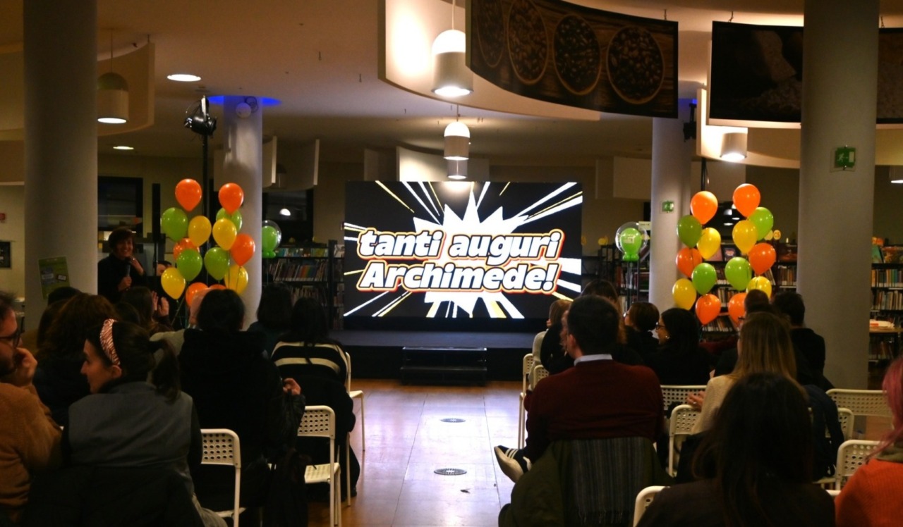 Biblioteca Archimede di Settimo Torinese: 15 anni festeggiati in grande stile