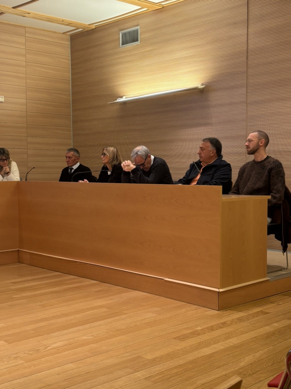 Bilancio, la minoranza: «Rinviamo la discussione, c’è la proroga del Ministero»