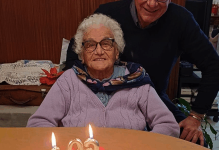 Borgofranco festeggia Fiorenza Vittonatti, la mamma ultracentenaria del sindaco