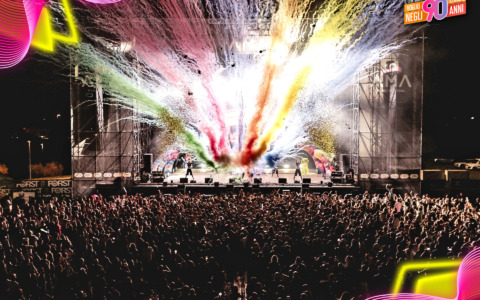 Capodanno a Lucca: in piazza Santa Maria il live show “Voglio tornare negli anni ‘90”