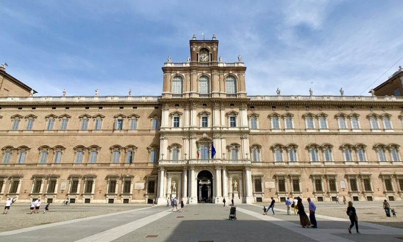 Caso lapide in Accademia: sabato una contro manifestazione