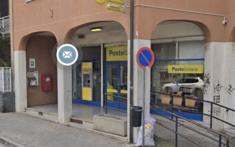 Chiude l’ufficio mobile, le Poste riaprono il 23