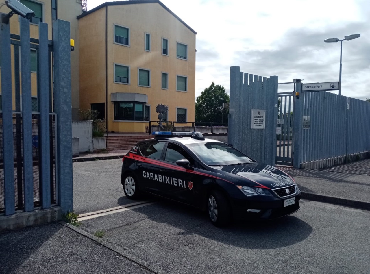 Condannata per tentata rapina e lesioni: 40enne arrestata a Crema