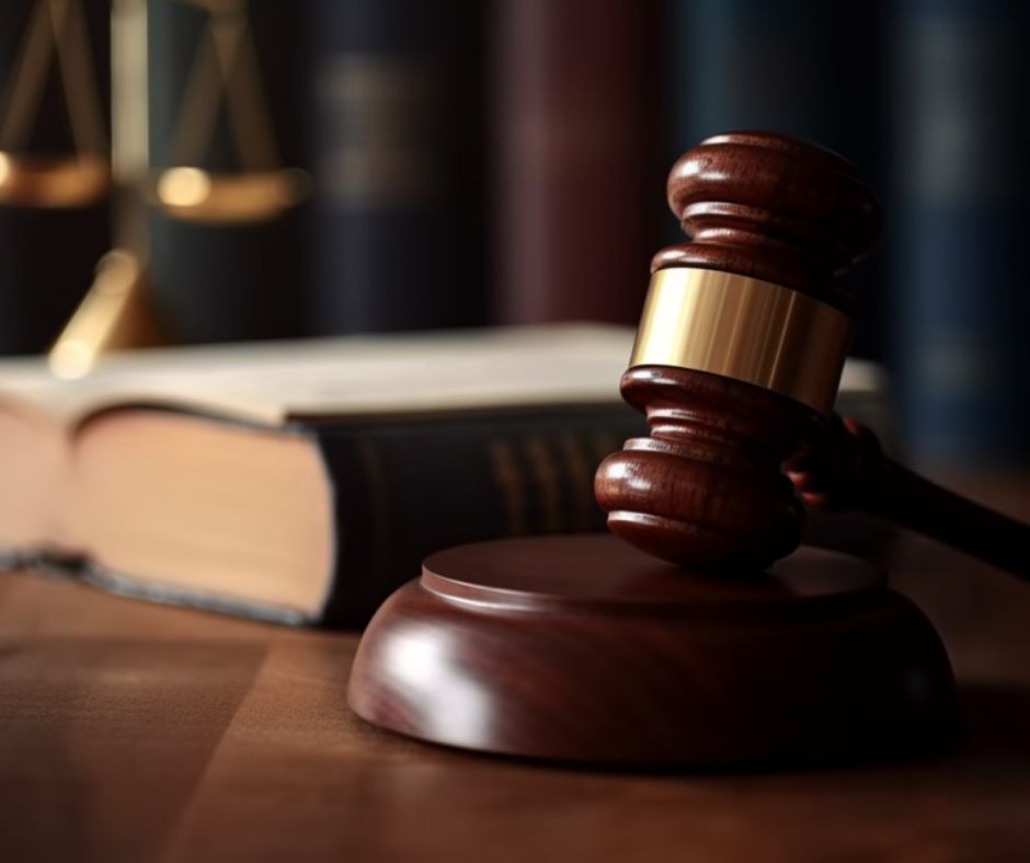 Consigliera comunale assolta dall’accusa di stalking ai danni di un artista