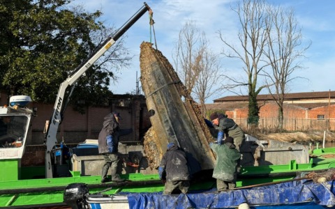 Cosa si “pesca” dai Canali di Venezia: recuperati 18 quintali di rifiuti dai gondolieri sub nel rio Santa Marta