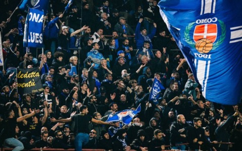 Cresce l’attesa per il big match Inter-Como 1907: a “San Siro” arbitrerà Di Bello