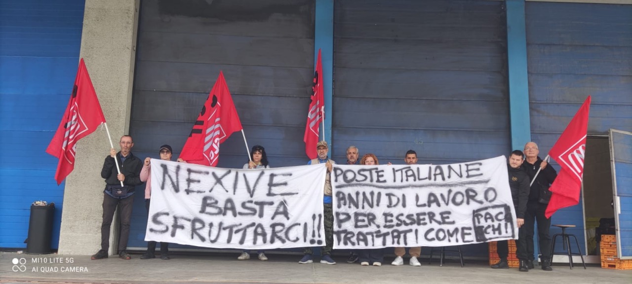 Crisi Postalcoop: 30 dipendenti in presidio a Torino in attesa degli ammortizzatori sociali