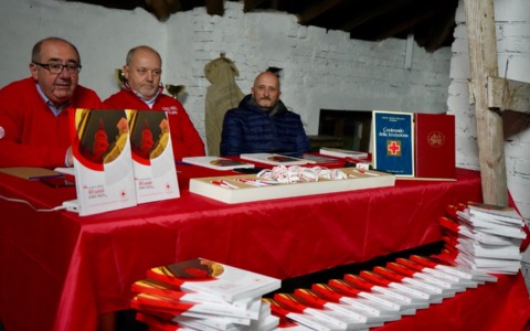 Croce Rossa di Novara: 140 anni di impegno raccontati in un libro