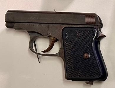 Detenzione e porto illegale di armi e ricettazione: ventenne arrestato