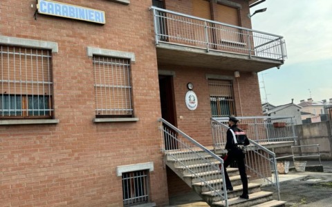 Dipendente infedele sorpresa a rubare denunciata dai Carabinieri