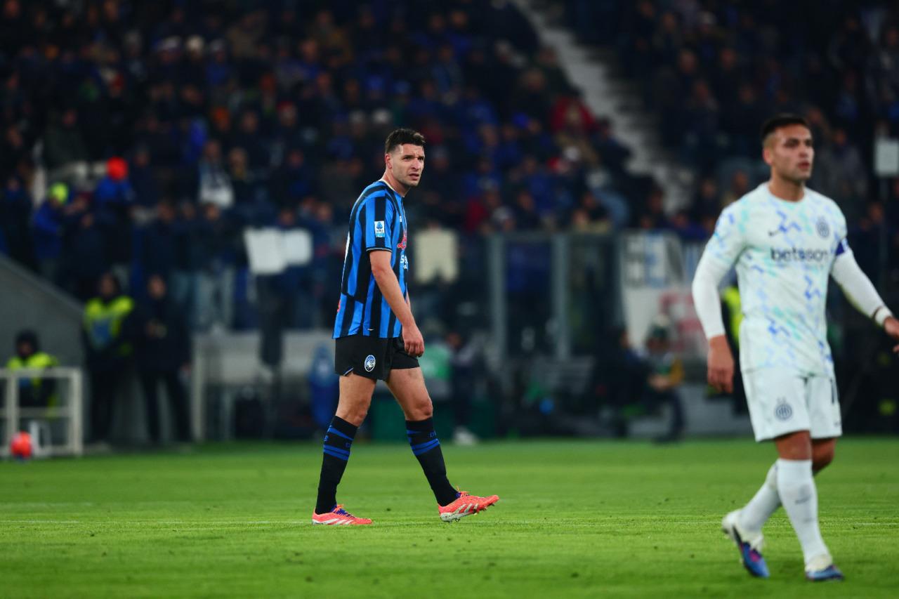 Djimsiti e Samardzic commettono due errori veramente gravi. Non bastano Carnesecchi e De Ketelaere