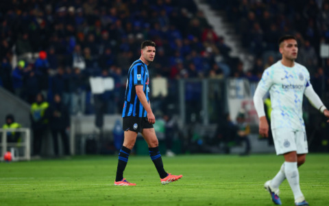 Djimsiti e Samardzic commettono due errori veramente gravi. Non bastano Carnesecchi e De Ketelaere