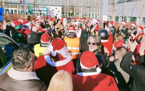 Babbi Natale in moto, il 14 dicembre c’erano anche i Pota Bikers: oltre 500 mezzi e una raccolta fondi importante