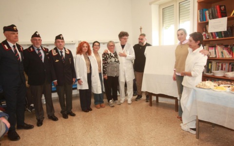 Donato un monitor per la sala d’attesa del day Hospital oncologico