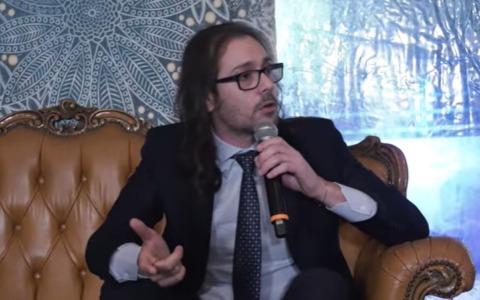 «E’ pericoloso», Israele vieta all’ex deputato la missione nei campi profughi palestinesi