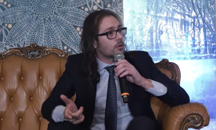 «E’ pericoloso», Israele vieta all’ex deputato la missione nei campi profughi palestinesi