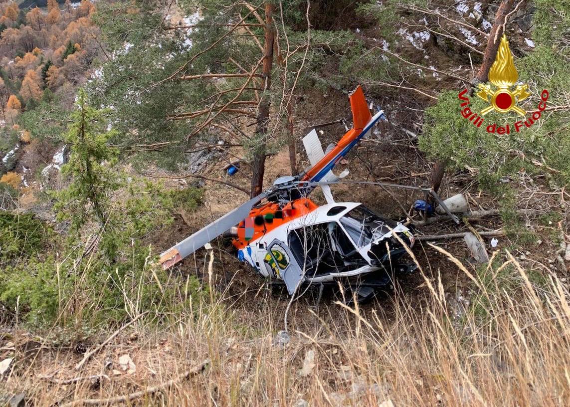 Elicottero caduto, la morte del giovane lecchese accende l’allarme sicurezza sul lavoro