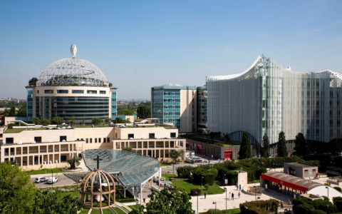 Errori degli infermieri della cooperativa, indagine di Ats sul San Raffaele: si dimette l’amministratore unico