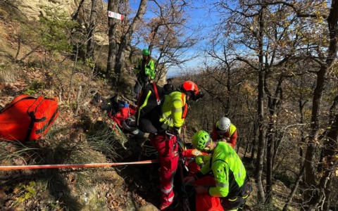 Escursionista 28enne cade durante una arrampicata