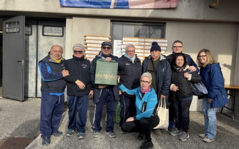 Folla di podisti alla “Sette Campanili”