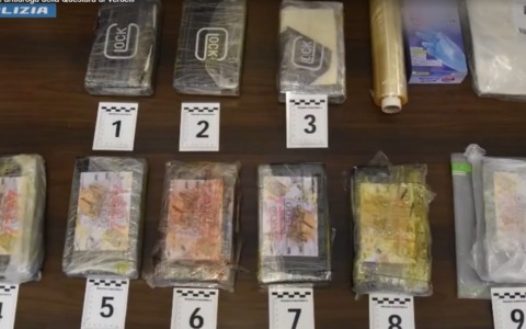 I dettagli e il video dell’operazione antidroga della Questura di Vercelli