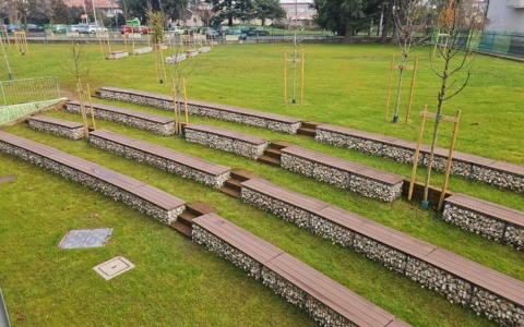 Il giardino di via Redipuglia torna verde dopo la tromba d’aria